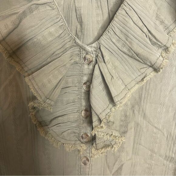 Free People Ruffled Up Shirt NWOT Green Small - Picture 8 of 10